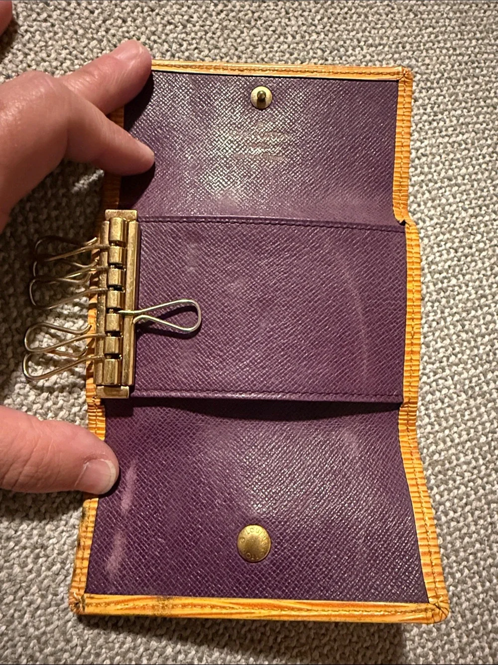 Louis Vuitton Authentic Key case holder cream yellow purple CA0956